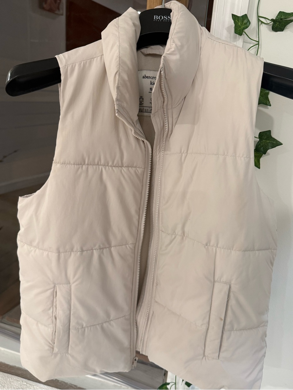 abercrombie kids Cream Quilted Puffer Vest